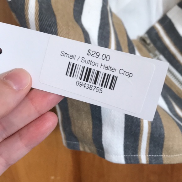 Striped Halter Crop Top - Picture 3 of 3